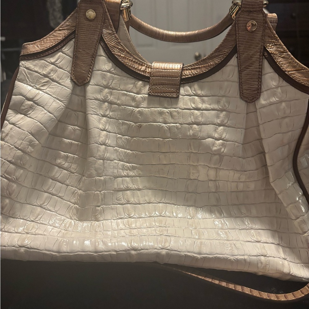 BEAUTIFUL BRAHMIN ‘MOTHER OF PEARL’ CROCODILE “ELISA” HOBO SATCHEL & WALLET - Picture 2 of 4